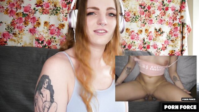 Рыжая блогерша комментирует подборку жесткого секса с порнозвездами