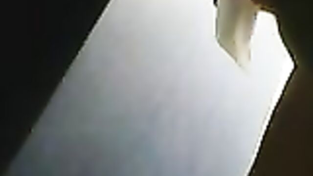 Скрытая камера в женской душевой