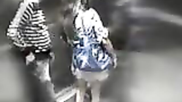 Скрытая камера сняла реальный секс студентов в лифте