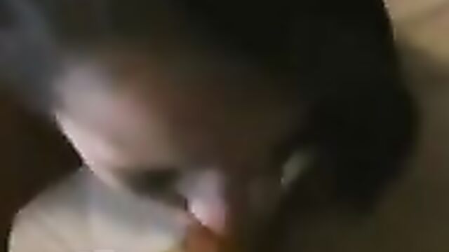 Молодые шлюхи лижут друг другу пилотки и ебутся с приятелем