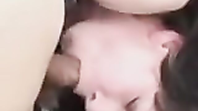 Приемные сыновья трахают свою зрелую матушку