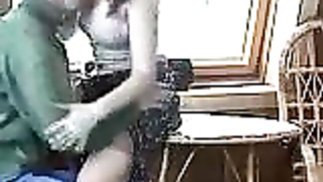 Отъебал мамашу во время совместного отдыха на даче