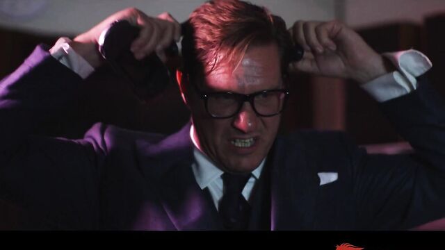 Две шпионки ебутся в подвале после успешно завершенного задания