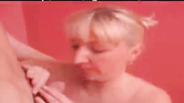 Молодой спортсмен отодрал толстую мамашу во всех позах