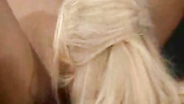 Медсестры позаботились о пациенте с помощью секса втроем