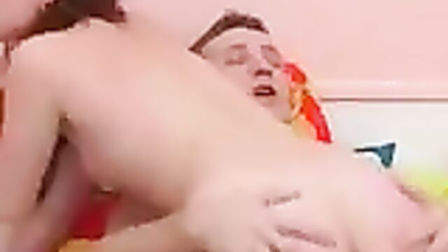 Русская красотка отдалась новому бойфренду после свидания