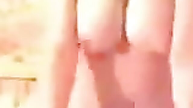 Студентка вернулась с учебы и отдалась любимому отчиму