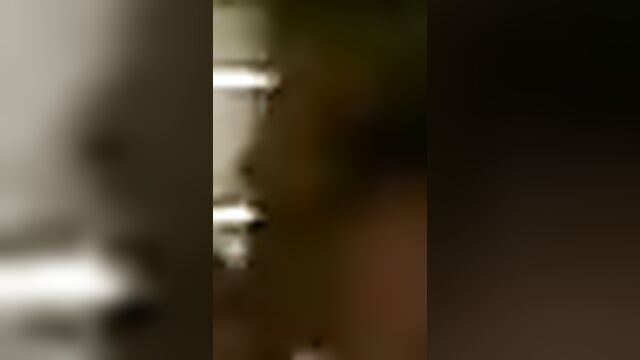 Частный казахский секс снятый на мобильный телефон