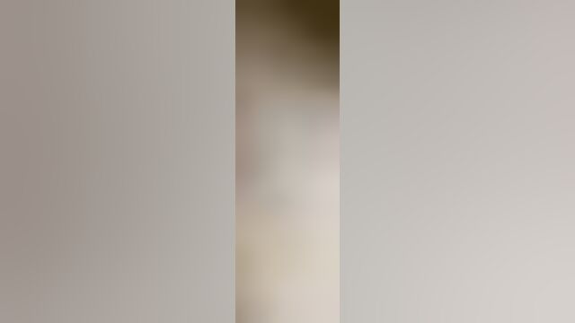 Молодые казахи сняли жаркий домашний секс