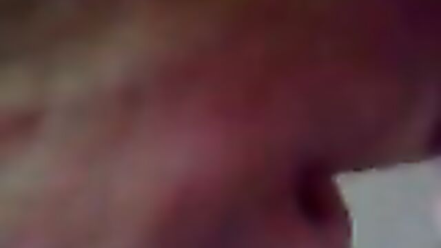 Неверная казашка ополаскивает рот спермой начальника