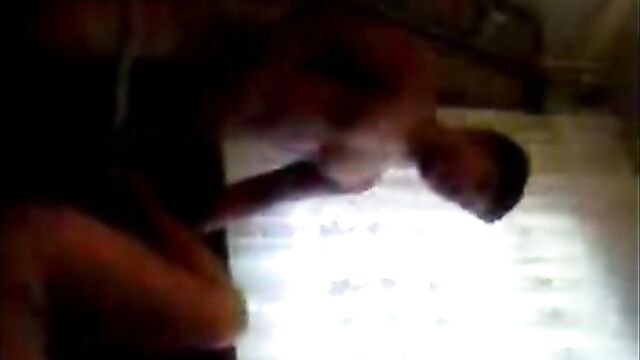 Голый любовник чувственно ебет казашку в пизду и сильно потеет