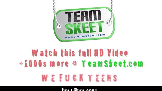 Сестра кончает на пенисе брата и делится прекрасными эмоциями