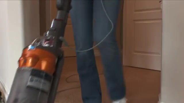 Сладкая баба любит когда засаживают в жопу по самые яйца