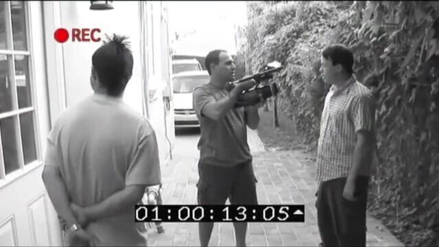 Соседка часто приходит в гости и дает трахаться