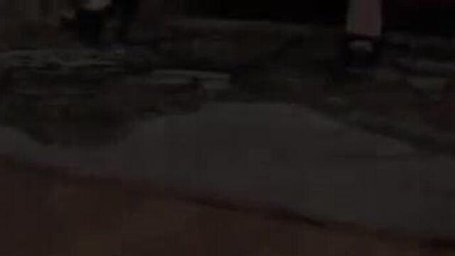 Облизал клитор тощей стерве и засадил в вагину пенис