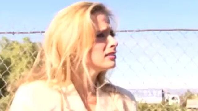 Мускулистый африканец глубоко засаживает в писю белой маме