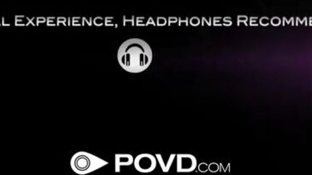 Молодая худышка классно кончает с упругим пенисом в вагине